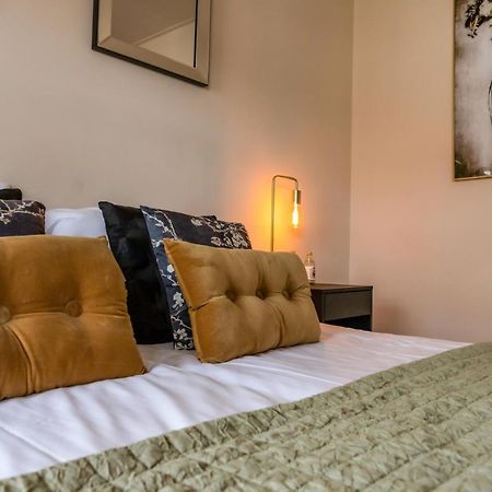 Boutique Hotel No5 Bergen op Zoom Bagian luar foto